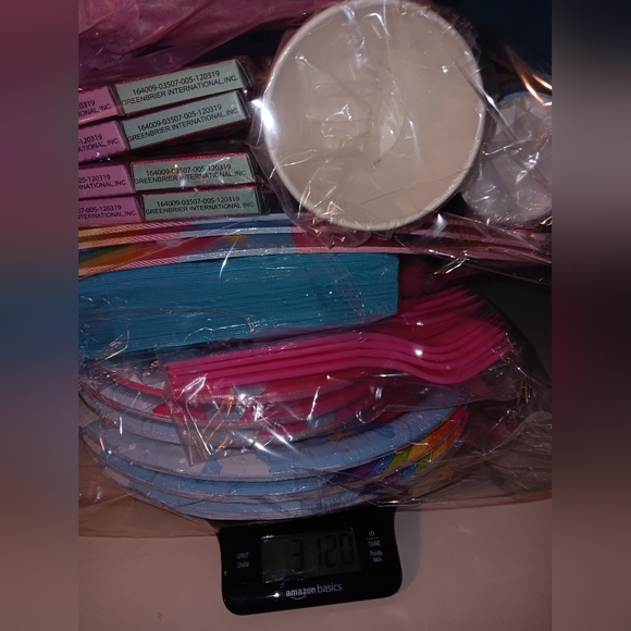 NWOT Birthday Express Fairy Tale Unicorn Birthday Party Kit for 24 Guests - Picture 10 of 10